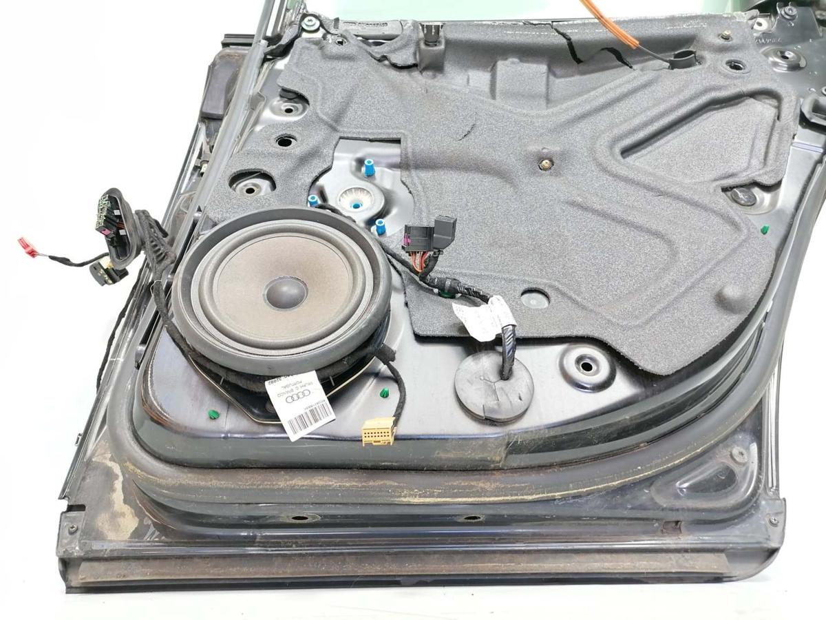 Audi A4 8E original Tür hinten rechts Kombi LZ9W Ebonyschwarz Bj.2002 Audi A4 8E original Tür hinten rechts Kombi LZ9W Ebonyschwarz Bj.2002